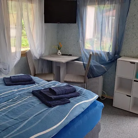 Pensión Pension&ferienhütten Zur Alten Werft Alsleben