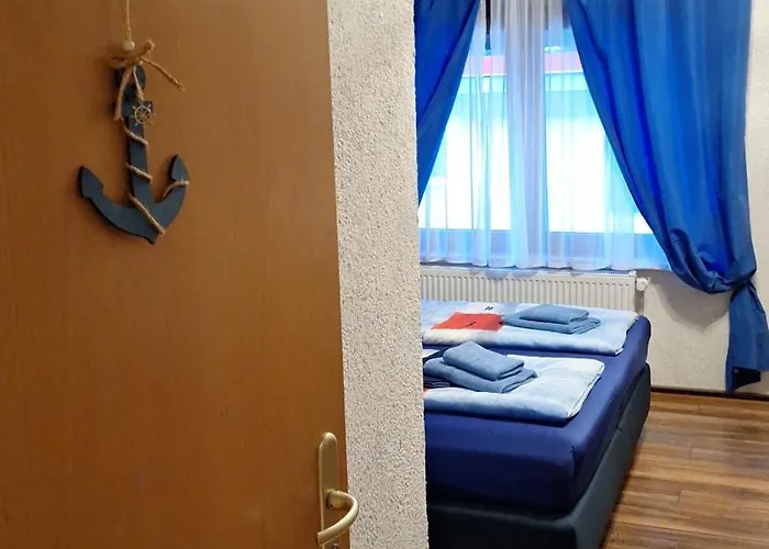 招待所 & Ferienhuetten Zur Alten Werft