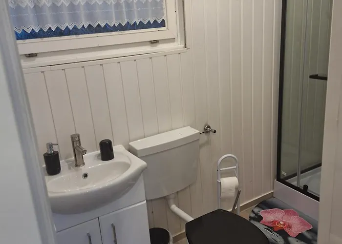 & Ferienhuetten Zur Alten Werft 招待所 Alsleben